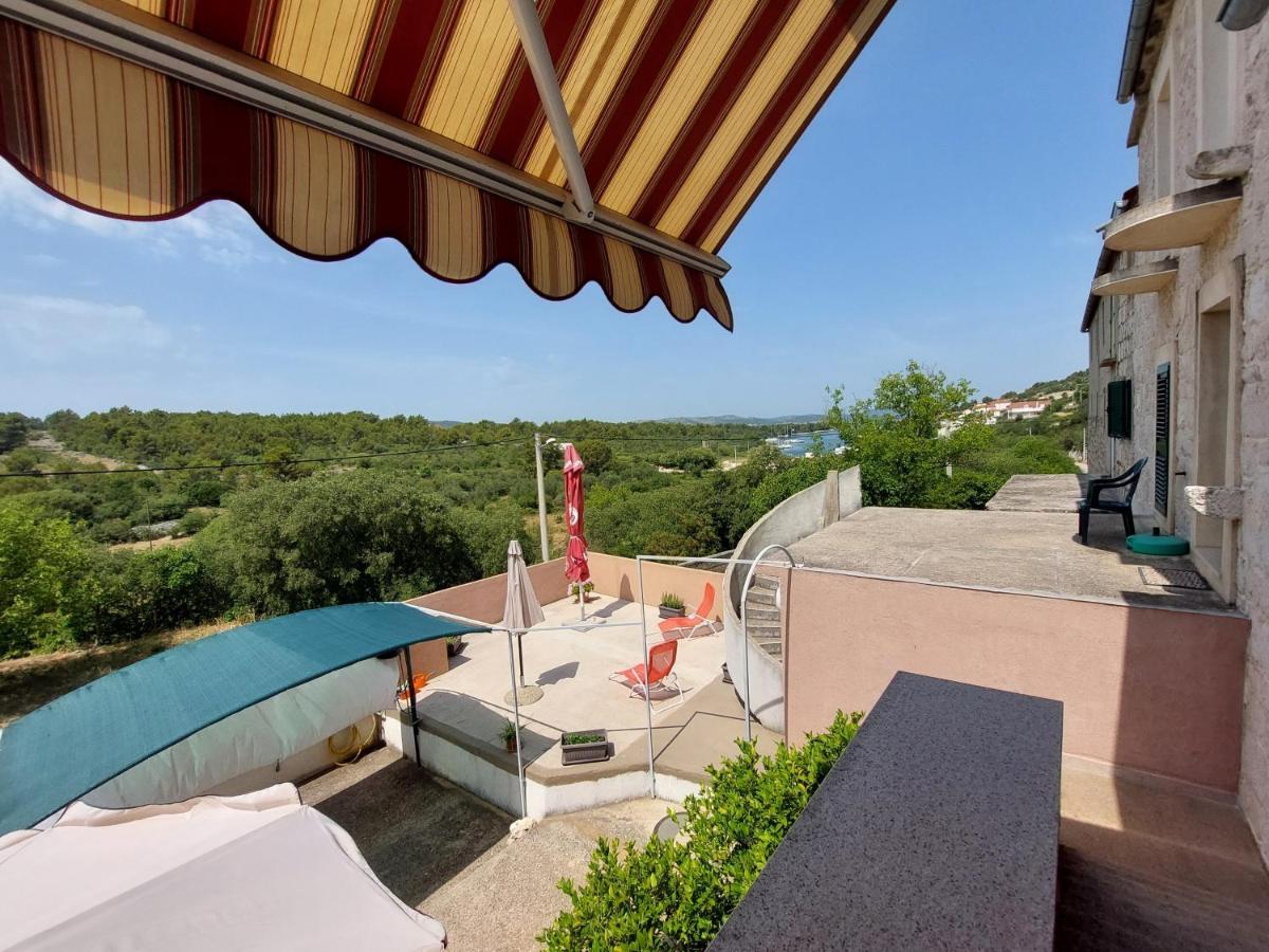 Holiday Home Oliva Bilice Luaran gambar