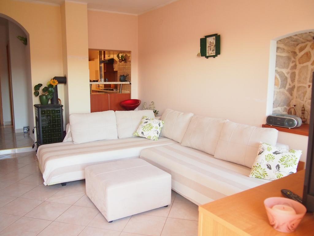 Holiday Home Oliva Bilice Luaran gambar